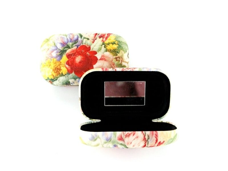 Lipstick box W, Henstenburgh