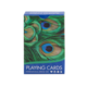 Jugando a las cartas,  plumas de pavo real