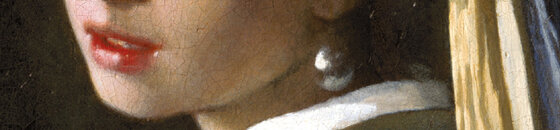  Girl with a pearl earring