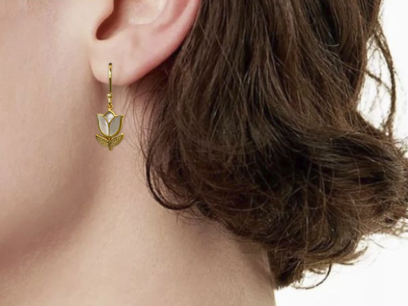 Tulip earring, gold plated