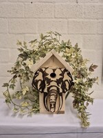 Vogelhuisje met Olifant