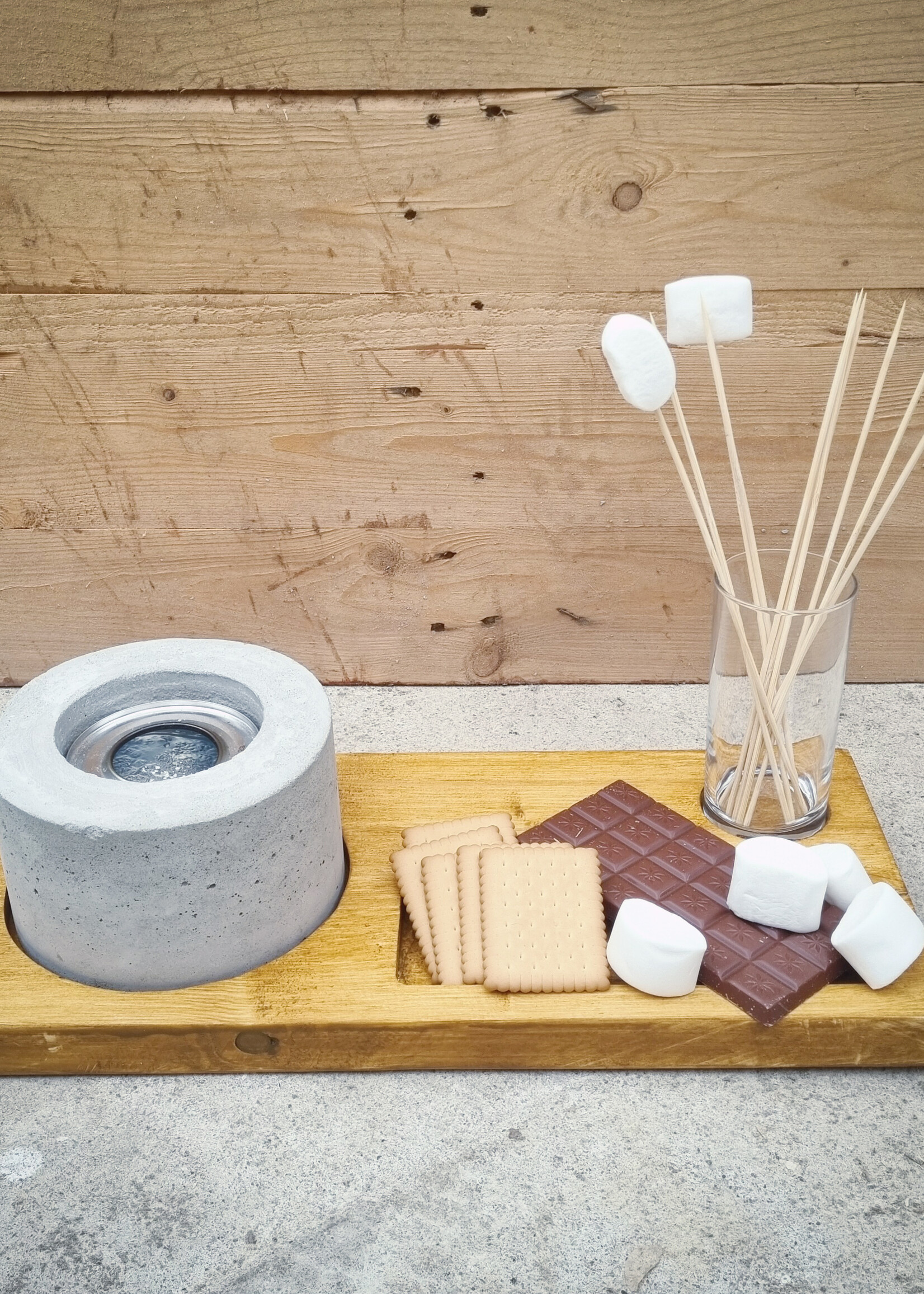 Toasted Marshmellow and Chocolate Station