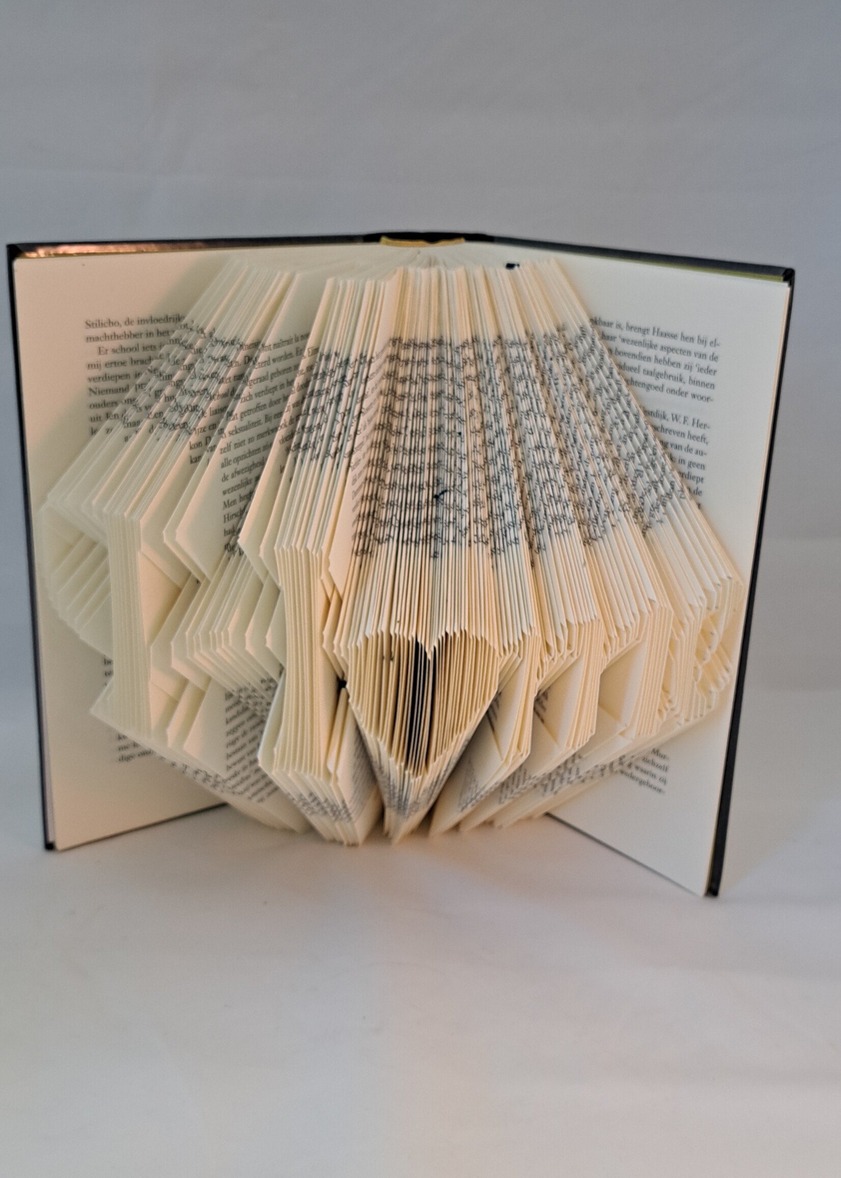 Gevouwen boek "I love me"