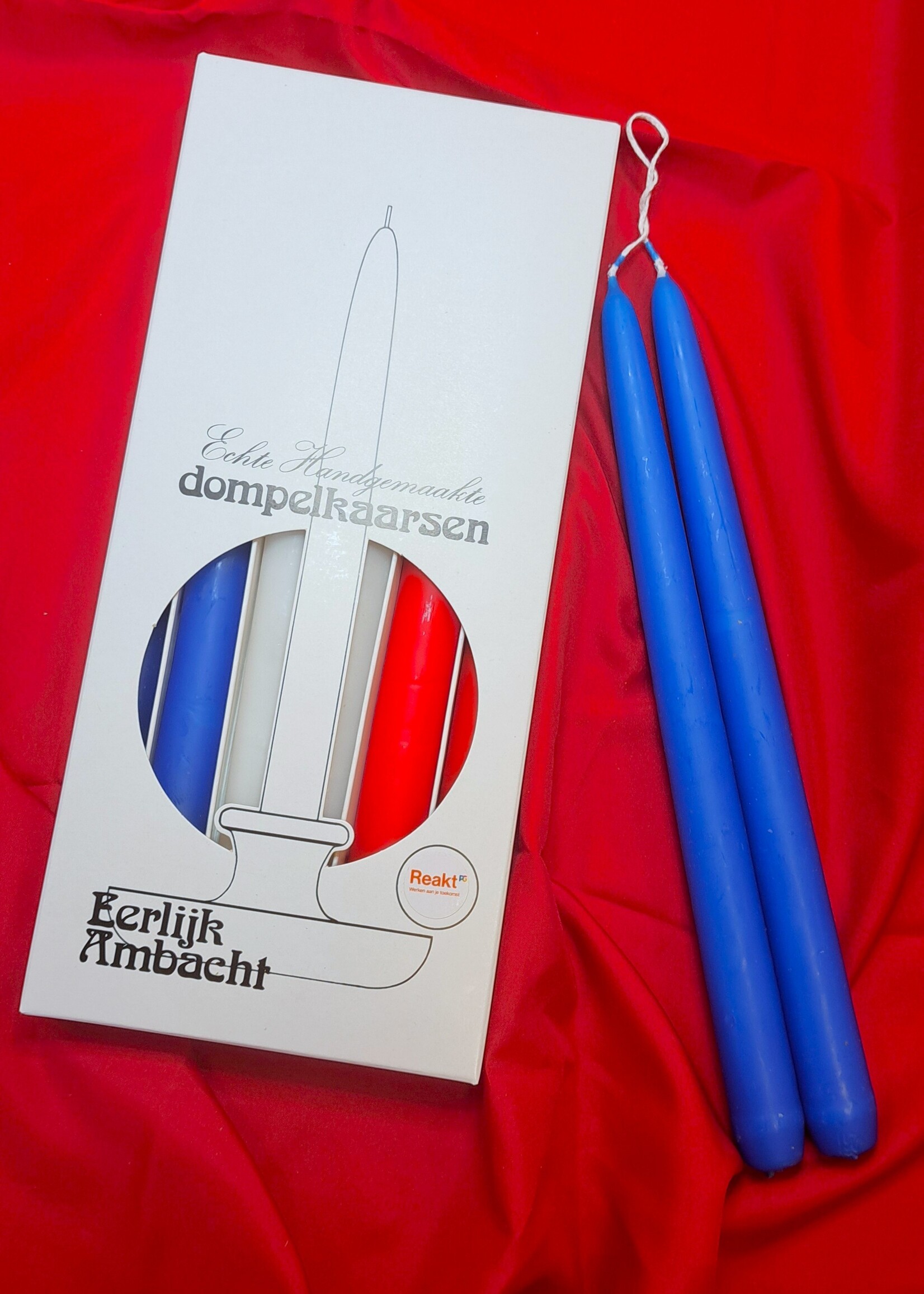 Kleurrijke kaarsenset, speciaal voor koningsdag of bevrijdingsdag