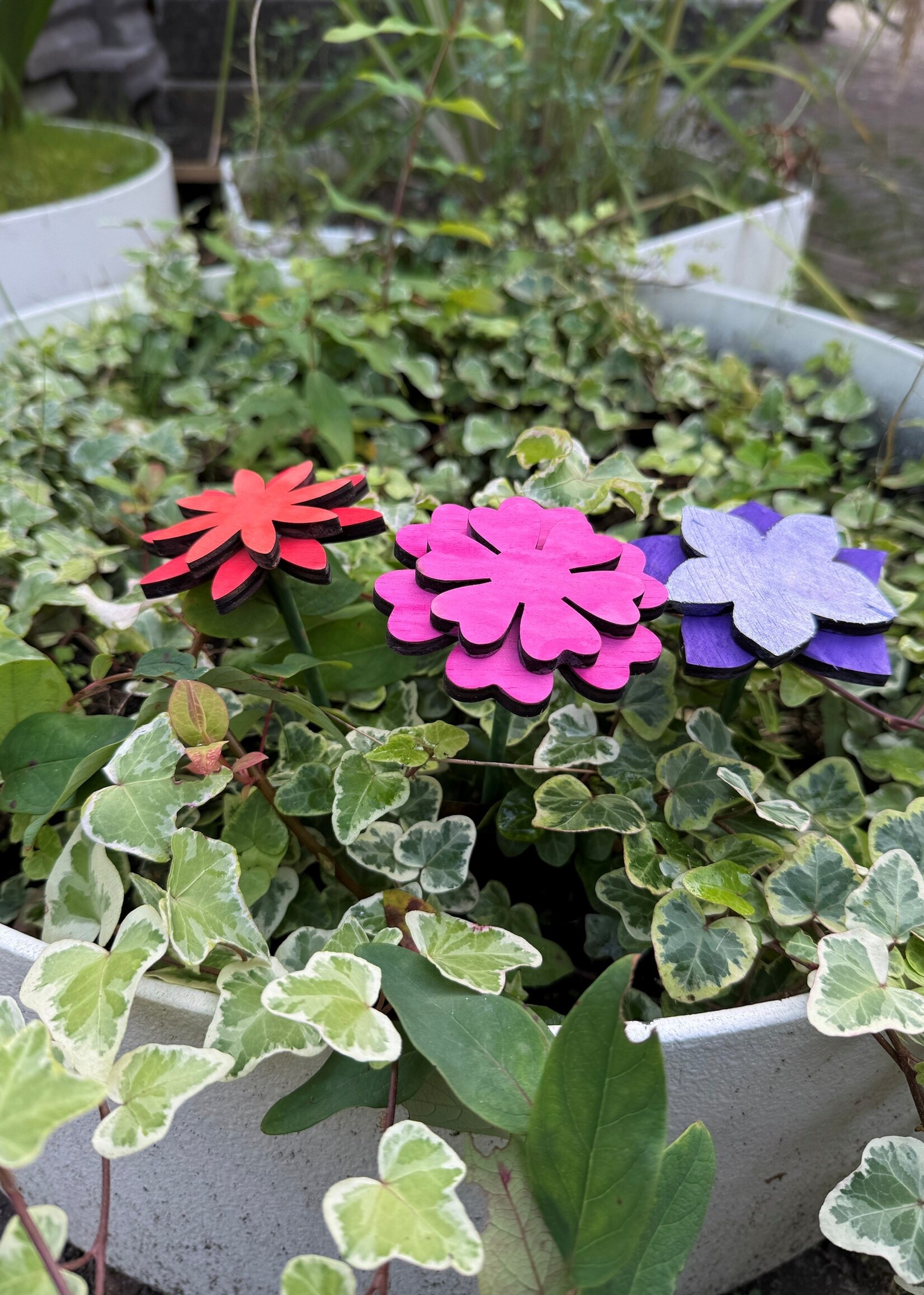 Houten bloemen voor de tuin, Set van 3