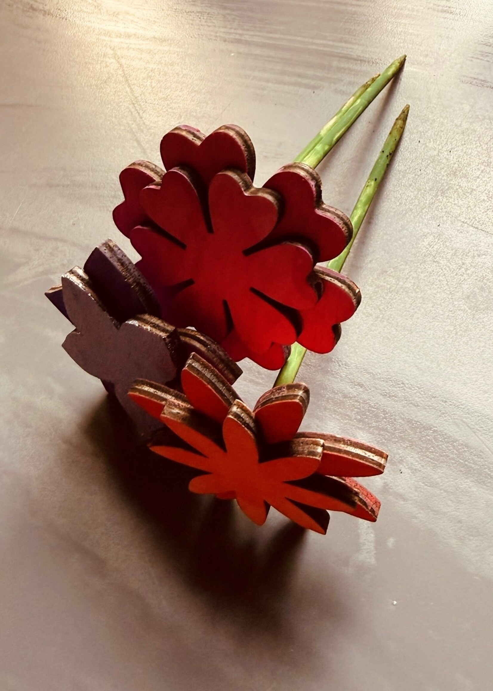 Houten bloemen voor de tuin, Set van 3