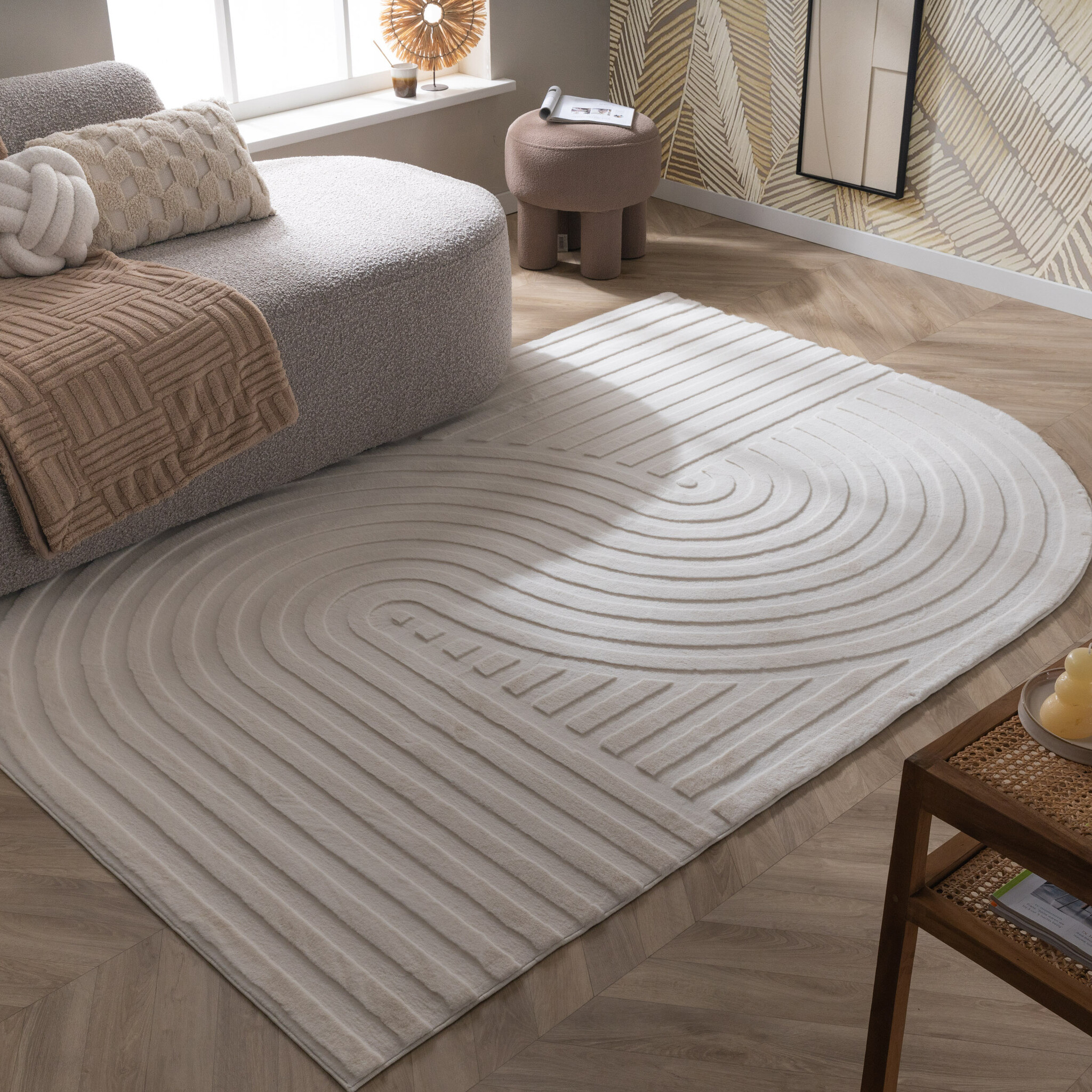 Dywan nieregularny - Flowy Wavy Kremowy