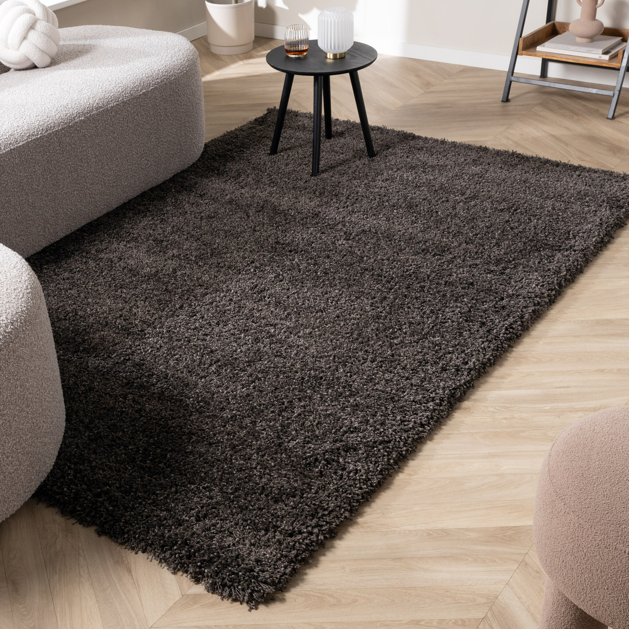 Luksusowy dywan z długim włosiem - Yves Antracyt