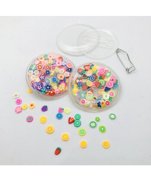 Hobby & Crafting Fun Transparante lege buttons 9  stuks 47 mm