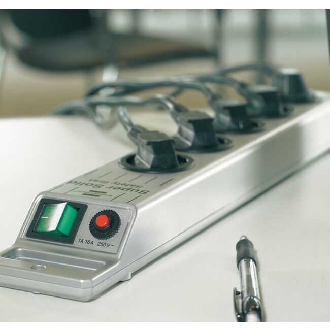 Brennenstuhl Super-Solid-Line Steckdosenleiste 5-fach Silber - 2,5 m