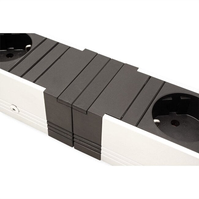 Montageset für modulare GST18/3 Steckdosen / Schwarz