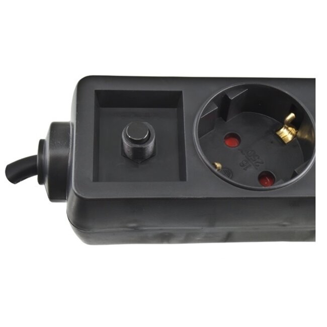 Steckdosenleiste mit IEC C14 Stecker und 6 CEE 7/3 Steckdosen - ohne Schalter, schwarz - 1,5 m