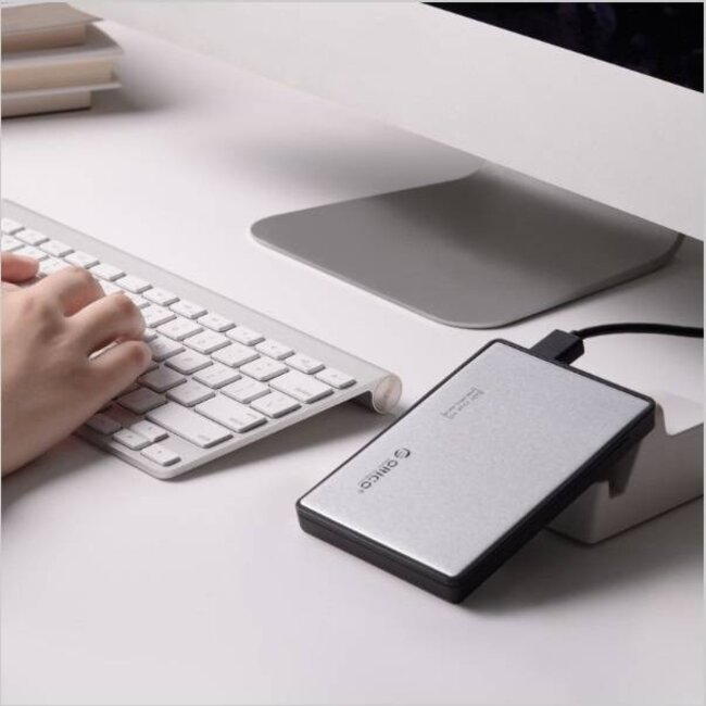 Orico 2,5'' SATA HDD/SSD Gehäuse - USB 3.0 (Micro USB) / Kunststoff / Silber