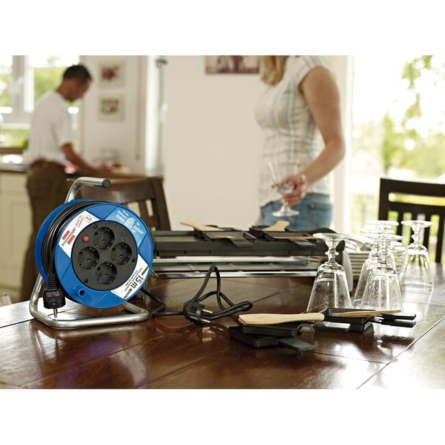 Brennenstuhl Garant kompakte Kabeltrommel 4-fach / Blau/Schwarz - 15 m