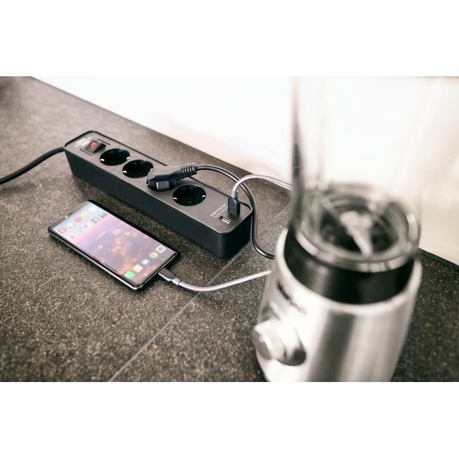 Brennenstuhl Ecolor Steckdosenleiste 4-fach, 2x USB, Schalter, 1,5m, Schwarz