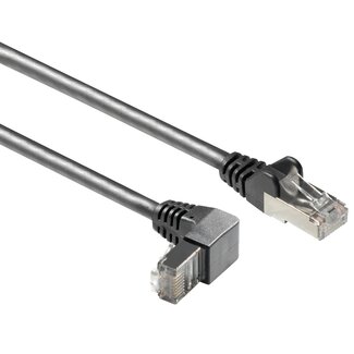 MaxTrack S/FTP CAT6a 10-Gigabit Netzwerkkabel 90° nach unten / gerade / schwarz - 0,50 m