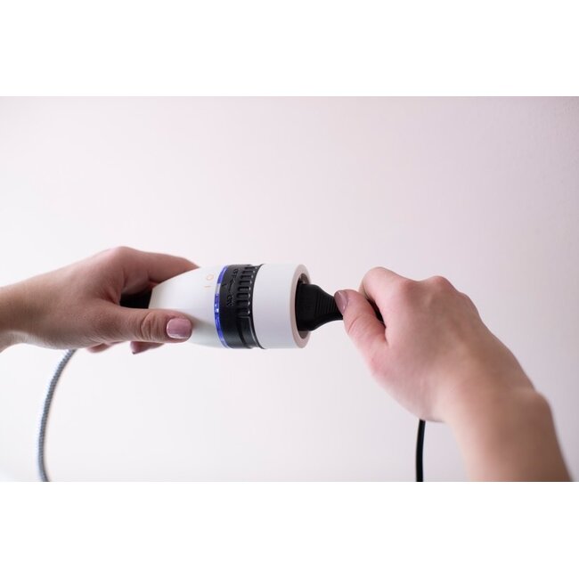 Brennenstuhl CEE 7/7 - CEE 7/3 Verlängerungskabel mit Drehschalter und Nylonmantel - 3x1,5mm² - 3m - Schwarz/Weiß