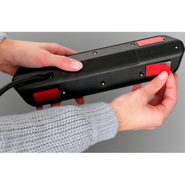 Brennenstuhl Estilo Steckdosenleiste 4-fach (2+2) mit 2x USB, Schwarz/Edelstahl, 2m