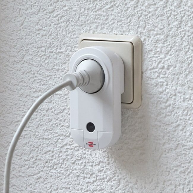 Brennenstuhl Comfort-Line RC CE1 3001 Funk-Schaltset - 3 Steckdosen mit Fernbedienung - für Innen - Weiß