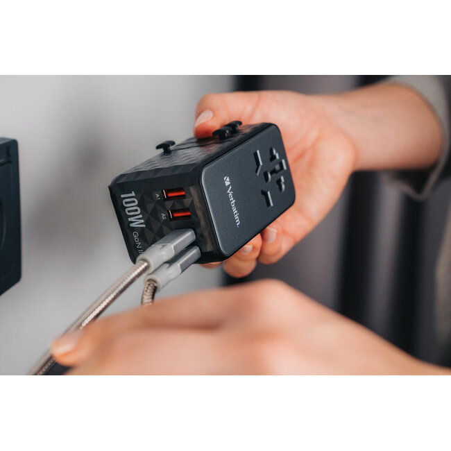 Verbatim UTA-06 Universal Reiseadapter | 2x USB-A + 2x USB-C | 100W | GaN