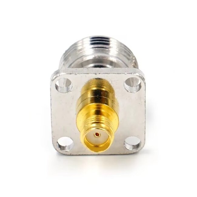 N (m) - SMA (m) Einbaubuchse Adapter | 17,5 x 17,5 mm | 50 Ohm