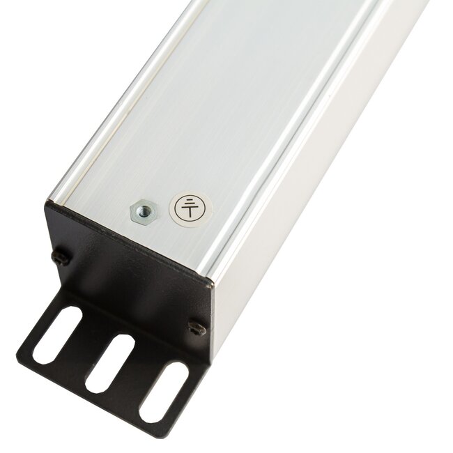 19 Zoll Steckdosenleiste | Schalter | CEE 7/7 - 8x CEE 7/3 | 1U | Aluminium | 1,8 m