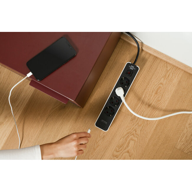 Brennenstuhl Ecolor Steckdosenleiste | 4 Steckplätze | 2x USB-C | Schwarz/Weiß | 1,5 m