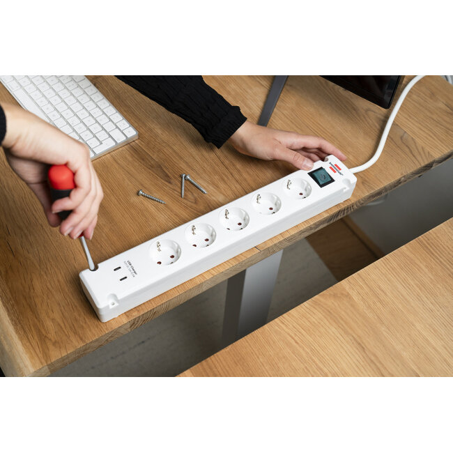 Brennenstuhl Bremounta Steckdosenleiste | 5 Steckplätze | 2x USB-C | Weiß | 3 m