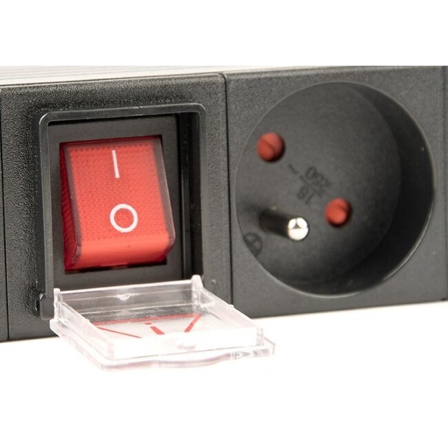 19 Zoll Steckdosenleiste | Schalter | IEC C14 - 8x CEE 7/5 (Belgien) | 1U | Schwarz | 3 Meter