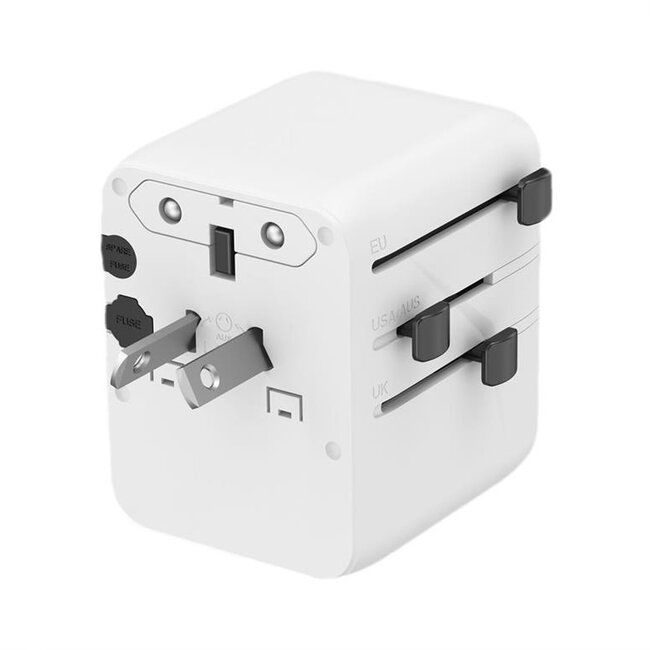 Gembird Reiseadapter mit USB-Ladegerät | 2x USB-C PD + 1x USB-A QC | GaN | 20W