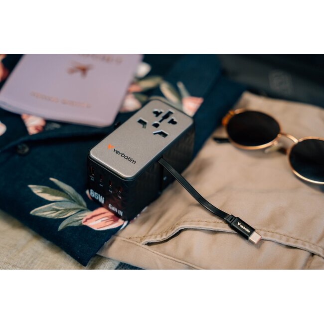 Verbatim CNT-02 Universal Reiseadapter | 1x USB-A + 4x USB-C | 85W | GaN