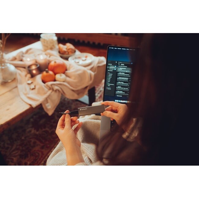 Verbatim Vx500 Tragbare SSD | USB 3.2 Gen 2x1 | 240 GB