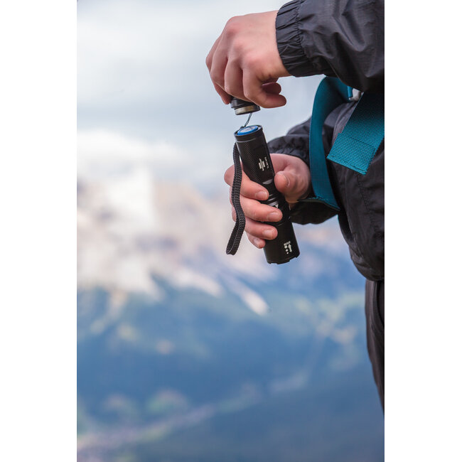 Brennenstuhl LED-Taschenlampe | Wiederaufladbar | 800 lm | IP44