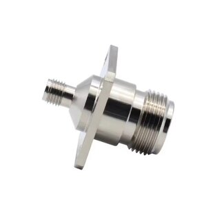 Dolphix N (m) - SMA (m) Einbaubuchse Adapter | 25 x 25 mm | 50 Ohm