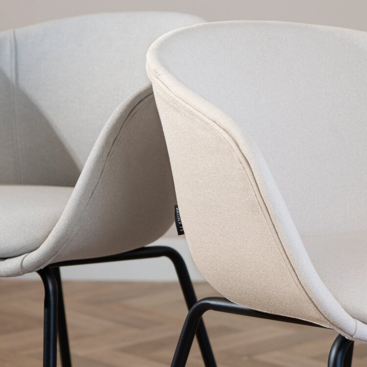 Scandinavische eetkamerstoel Ole off white gerecyclede stof