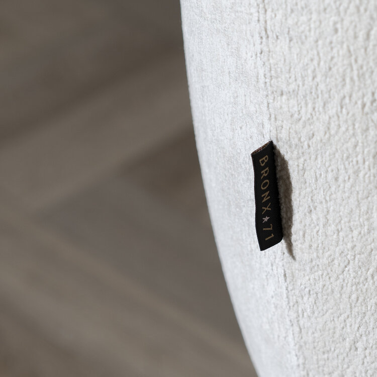 Scandinavische fauteuil Louise chenille off white