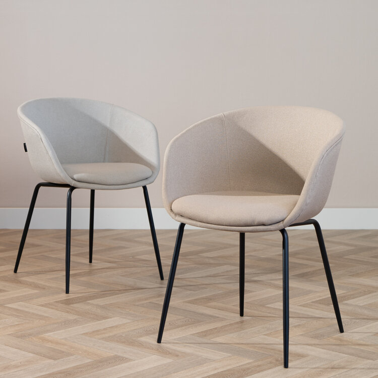 Scandinavische eetkamerstoel Ole taupe gerecyclede stof