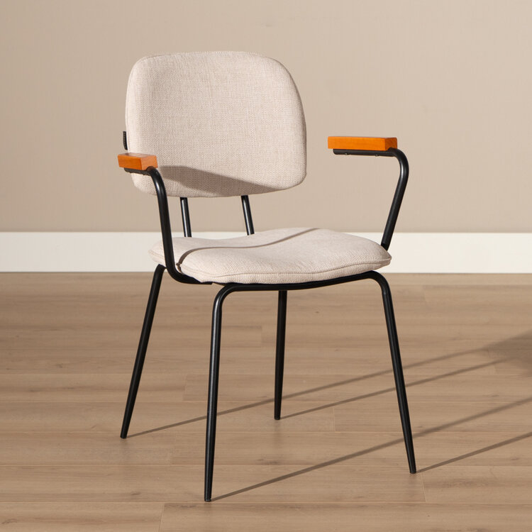 Scandinavische eetkamerstoel Oskar beige gerecyclede stof