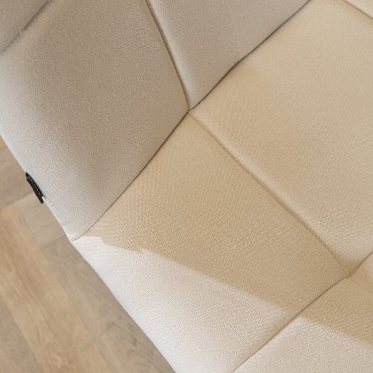 Scandinavische fauteuil Eevi gerecyclede stof off white