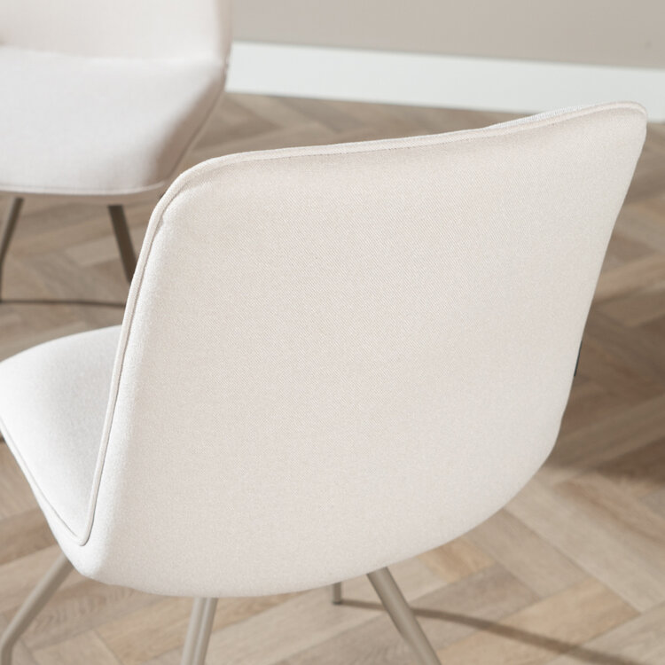 Scandinavische eetkamerstoel Pippi off white gerecyclede stof