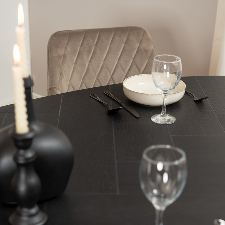 Visgraat eettafel zwart ovaal Joren PVC zwart 280 x 110 cm