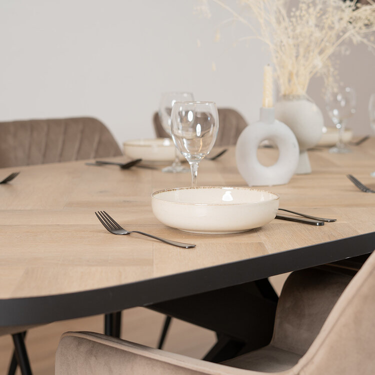 Visgraat eettafel Deens ovaal Haley PVC 280 x 110 cm