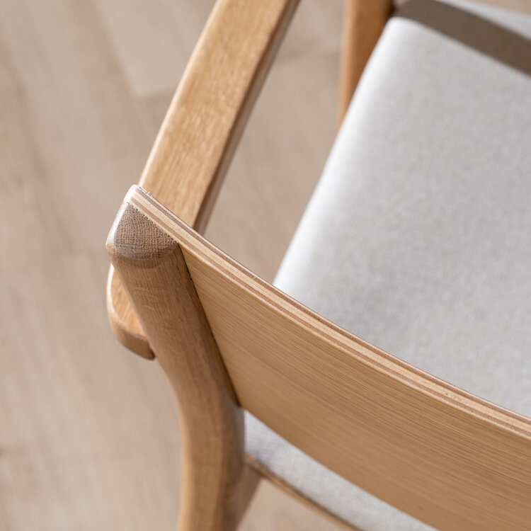 Scandinavische eetkamerstoel Juan naturel eiken/off white