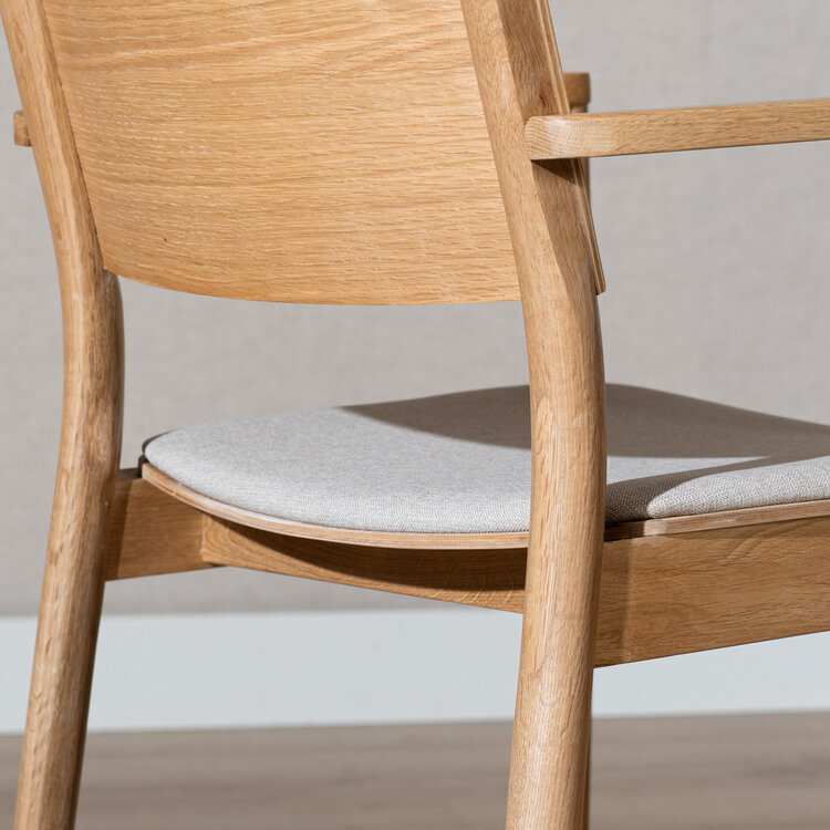 Scandinavische eetkamerstoel Juan naturel eiken/off white