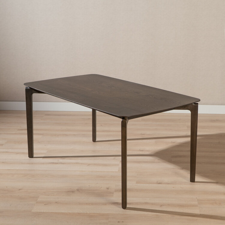 Scandinavische eettafel Cala walnoot 160 x 90 cm