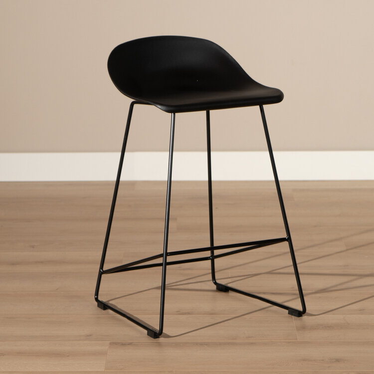 Scandinavische Barkruk Ellen zwart 66cm