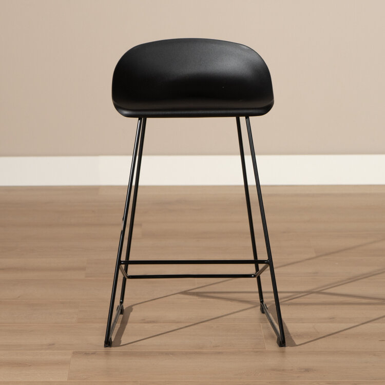 Scandinavische Barkruk Ellen zwart 66cm