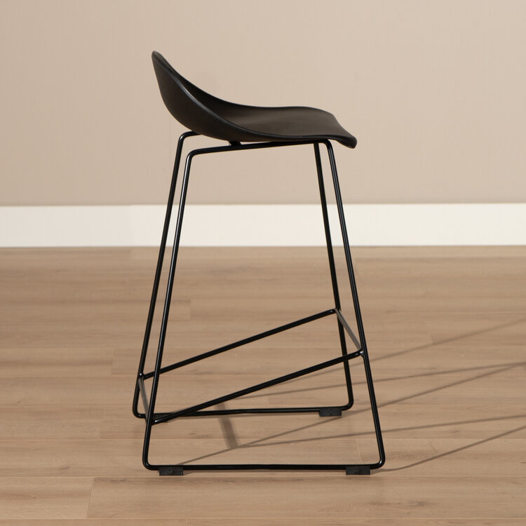 Scandinavische Barkruk Ellen zwart 66cm