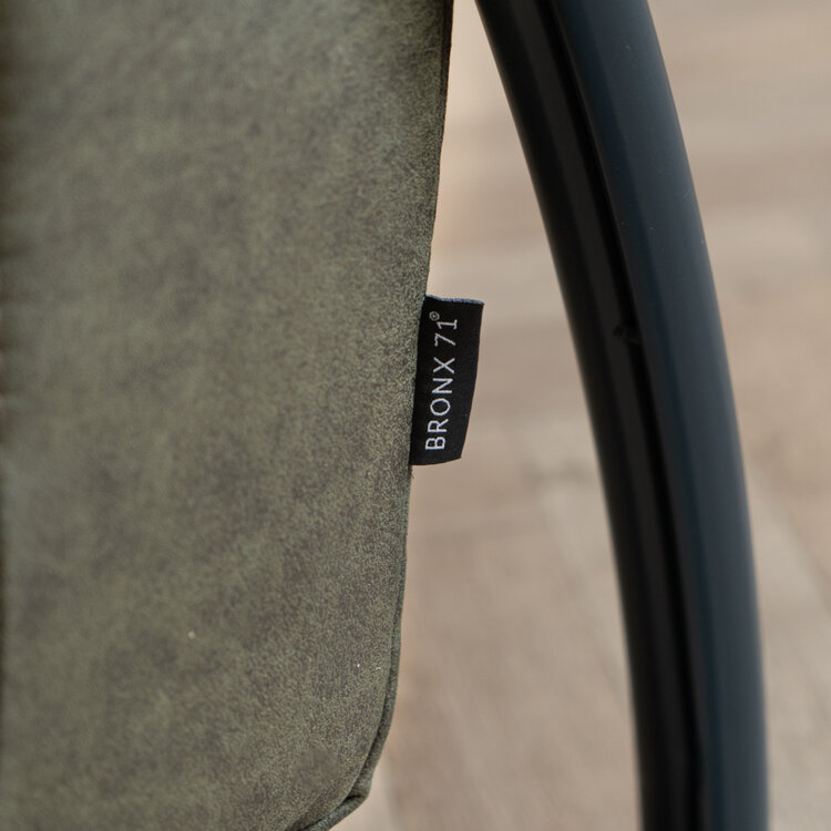 Industriële fauteuil Ivy eco-leer olijfgroen