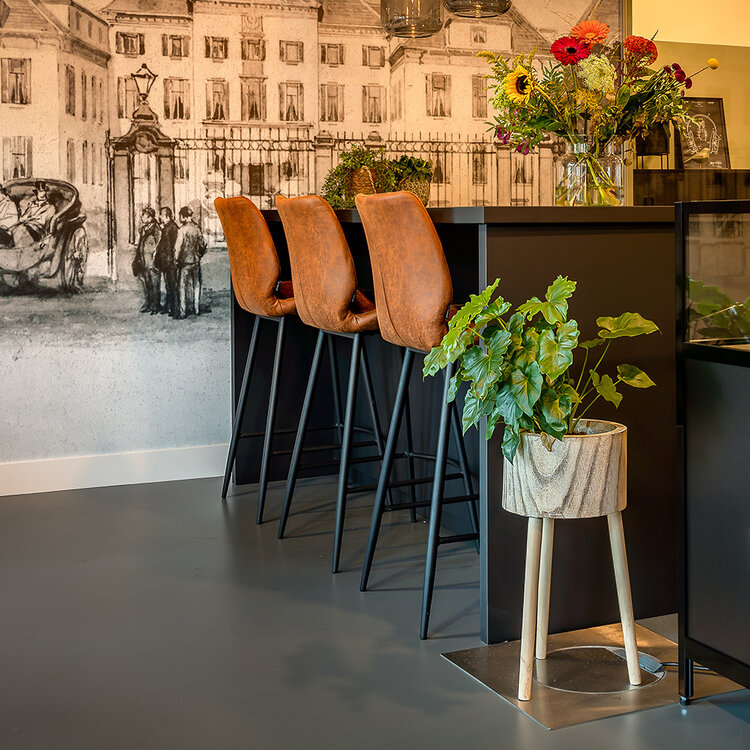 Industriële barkruk Barrel cognac eco-leer 69 cm